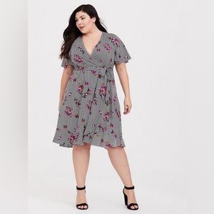 Torrid Mini Challis Wrap Stripe Floral Ruffle Dress Size 2
